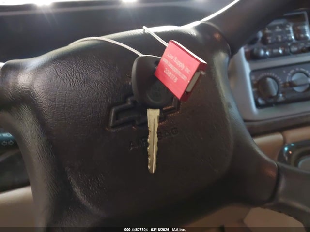 44627304 :رقم المزاد ، 1GKEK63U11J212276 vin ، 2001 Gmc Yukon Denali مزاد بيع