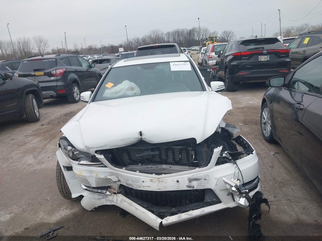 Aukcja sprzedaży 2013 Mercedes-benz C 300 Sport 4matic, vin: WDDGF8AB0DR253631, numer aukcji: 44627317