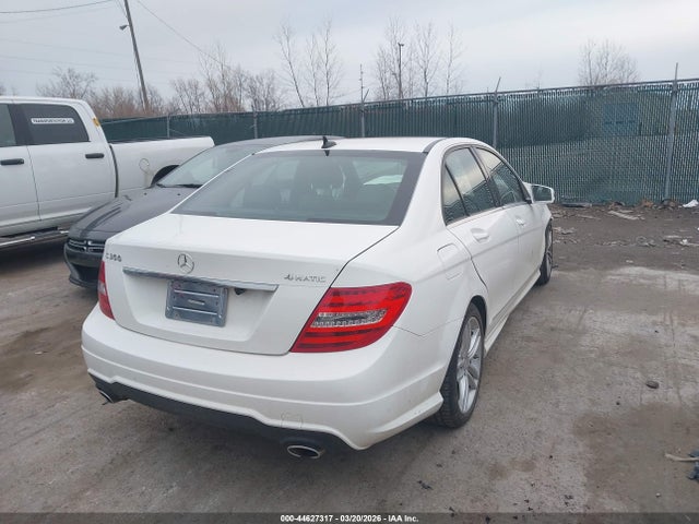 Aukcja sprzedaży 2013 Mercedes-benz C 300 Sport 4matic, vin: WDDGF8AB0DR253631, numer aukcji: 44627317