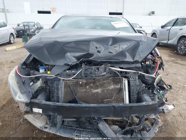 44627336 :رقم المزاد ، 5NPD84LF3HH022932 vin ، 2017 Hyundai Elantra Limited مزاد بيع