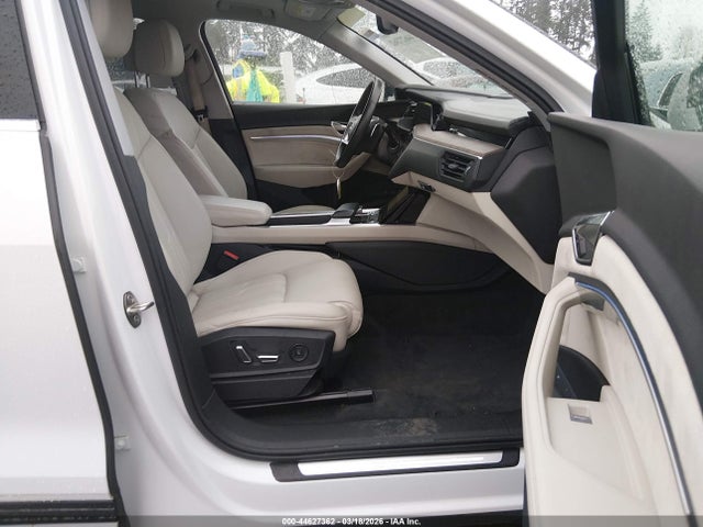 WA1VABGE0MB021774 Audi E-tron Prestige Quattro