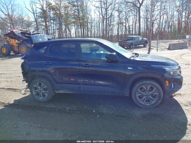 Продаж на аукціоні авто 2024 Kia Seltos Lx, vin: KNDEPCAAXR7523637, номер лоту: 44627403