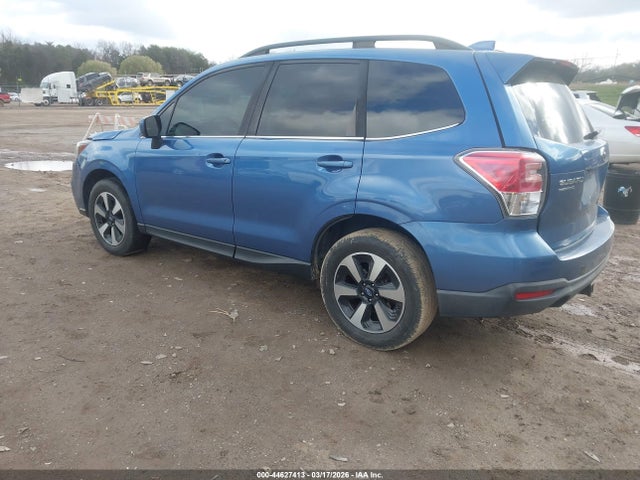 44627413 :رقم المزاد ، JF2SJALC5HH502731 vin ، 2017 Subaru Forester 2.5i Limited مزاد بيع