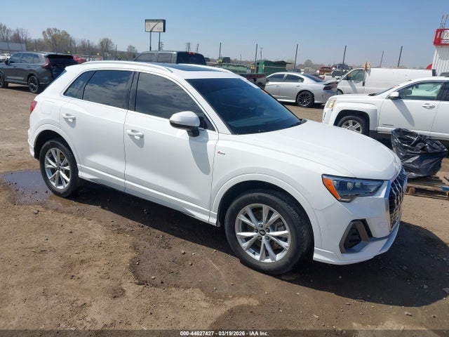 Продажа на аукционе авто 2022 Audi Q3 Premium 45 Tfsi S Line Quattro Tiptronic, vin: WA1DECF31N1005189, номер лота: 44627427