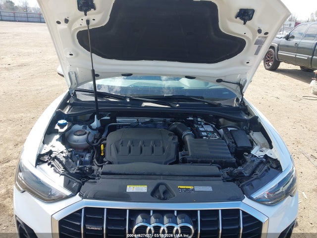 2022 Audi Q3 Premium 45 Tfsi S Line Quattro Tiptronic მანქანა იყიდება აუქციონზე, vin: WA1DECF31N1005189, აუქციონის ნომერი: 44627427