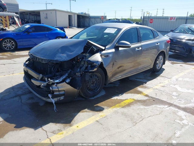 KIA Optima Lx 2016 5XXGT4L39GG112310 Image 2
