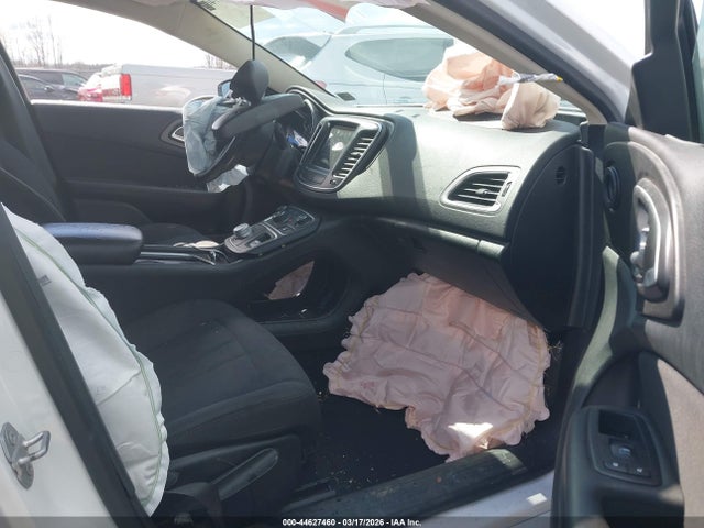 Продаж на аукціоні авто 2016 Chrysler 200 Limited, vin: 1C3CCCAB1GN125029, номер лоту: 44627460