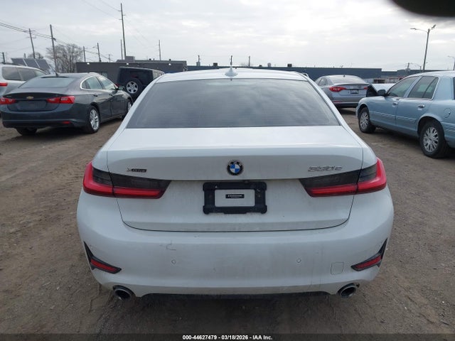 44627479 :رقم المزاد ، 3MW5P9J08M8B73214 vin ، 2021 Bmw 330e Xdrive مزاد بيع