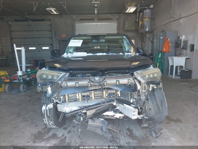 44627483 :رقم المزاد ، JTEBU5JR9L5739216 vin ، 2020 Toyota 4runner Nightshade Special Edition مزاد بيع