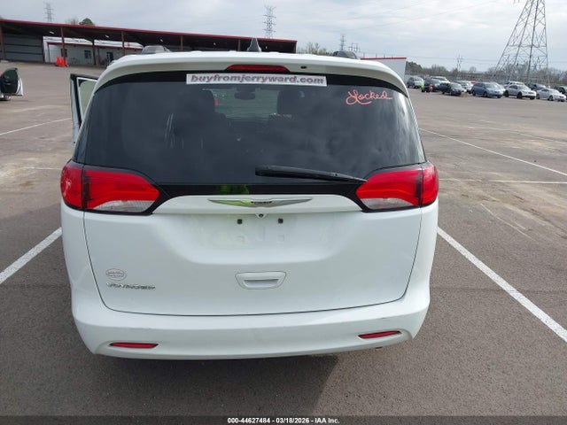 44627484 :رقم المزاد ، 2C4RC1DG6MR520226 vin ، 2021 Chrysler Voyager Lxi مزاد بيع