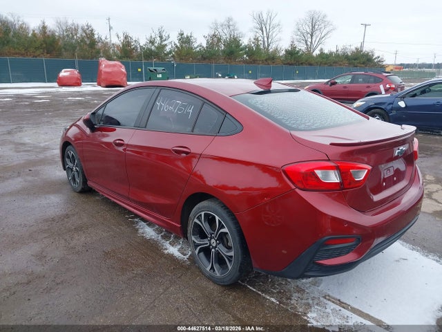 2019 CHEVROLET CRUZE 1G1BE5SMXK7140051 Photo 2