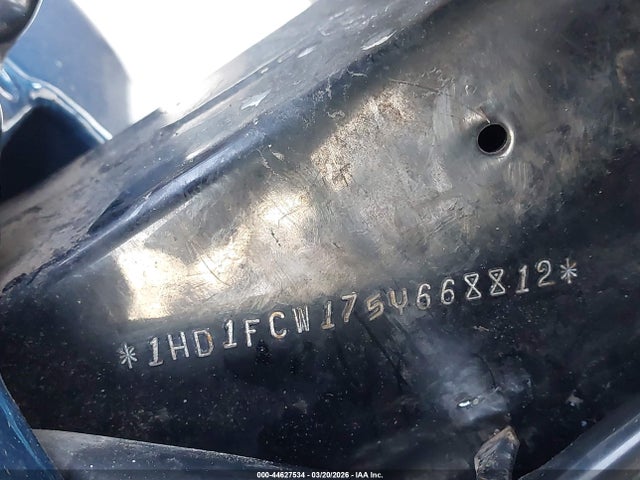 2005 HARLEY-DAVIDSON FLHTCUI 1HD1FCW175Y668812 Photo 9