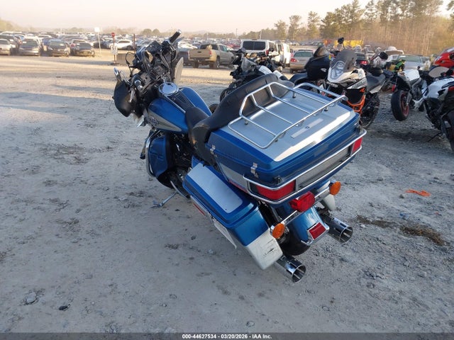 2005 HARLEY-DAVIDSON FLHTCUI 1HD1FCW175Y668812 Photo 2