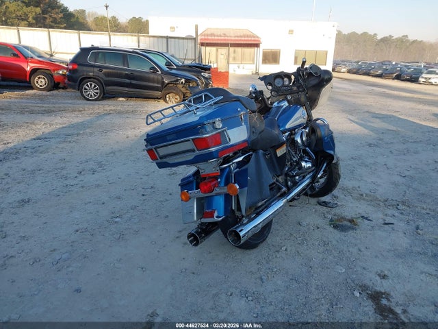 2005 HARLEY-DAVIDSON FLHTCUI 1HD1FCW175Y668812 Photo 3
