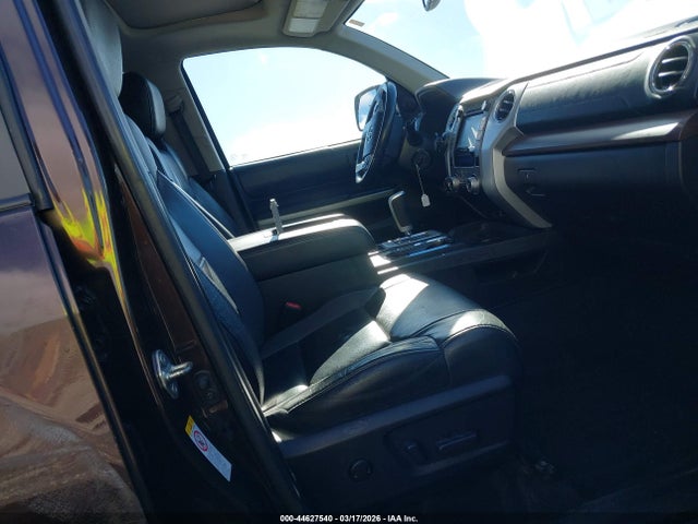 5TFHW5F16JX719826 Toyota Tundra Limited 5.7l V8
