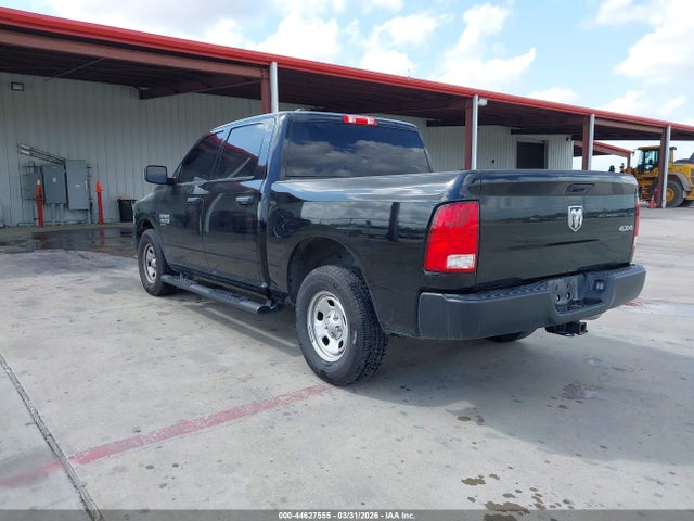 1C6RR7KG5MS559223 RAM 1500 Classic Tradesman 4x4 5&#039;7 Box