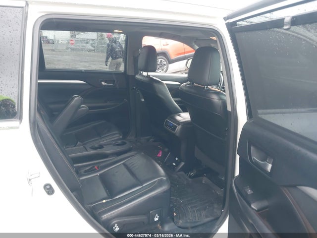 Toyota Highlander Xle V6 2014 5TDJKRFH2ES020786 Image 8
