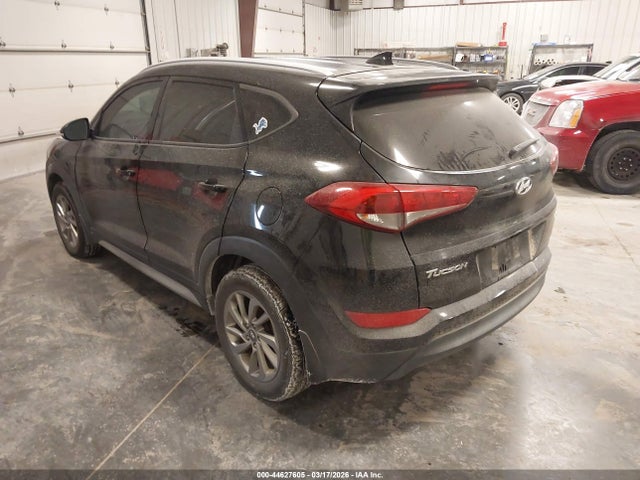 2017 HYUNDAI TUCSON KM8J3CA49HU437803 Photo 2