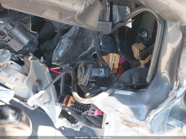 44627621 :رقم المزاد ، WAUFFAFL5EA091796 vin ، 2014 Audi A4 2.0t Premium مزاد بيع