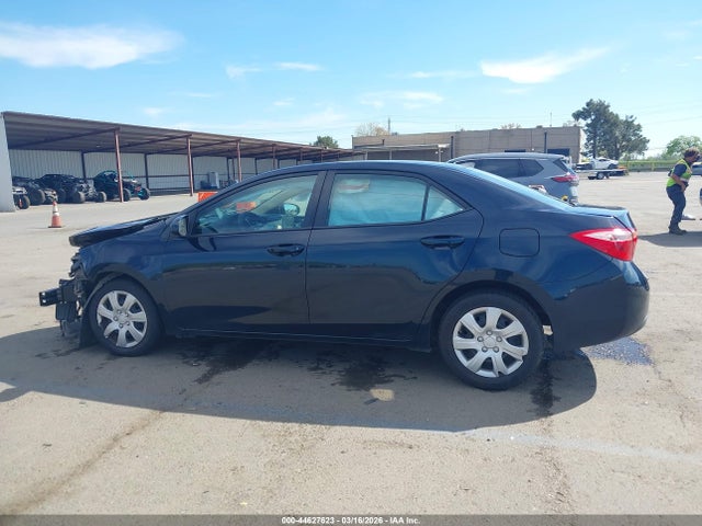 5YFBURHE1HP733158 Toyota COROLLA LE