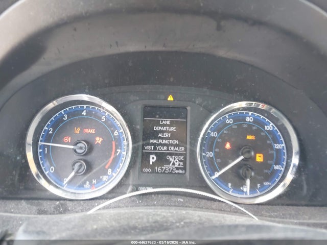 5YFBURHE1HP733158 Toyota COROLLA LE