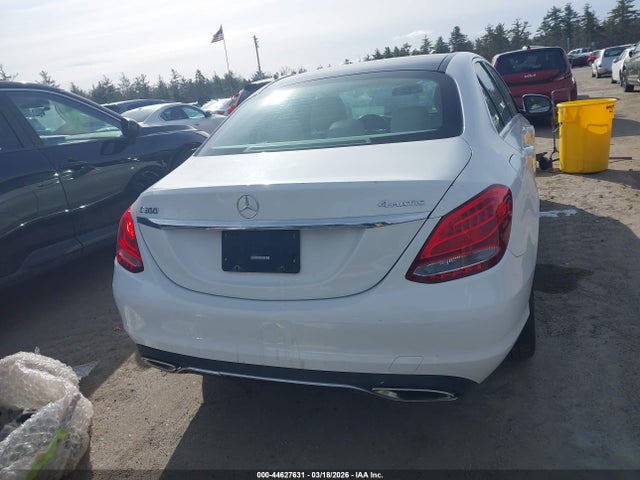 2017 Mercedes-benz C 300 4matic მანქანა იყიდება აუქციონზე, vin: 55SWF4KB0HU181157, აუქციონის ნომერი: 44627631