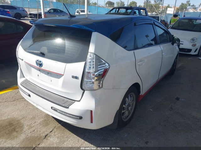 JTDZN3EUXE3330823 Toyota Prius V Three