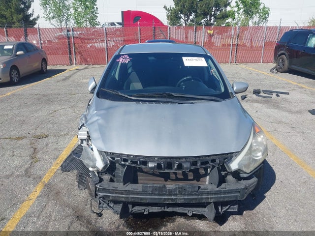 KNAFX4A62E5104478 KIA FORTE LX