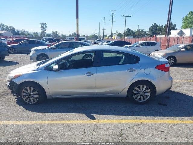 KNAFX4A62E5104478 KIA FORTE LX