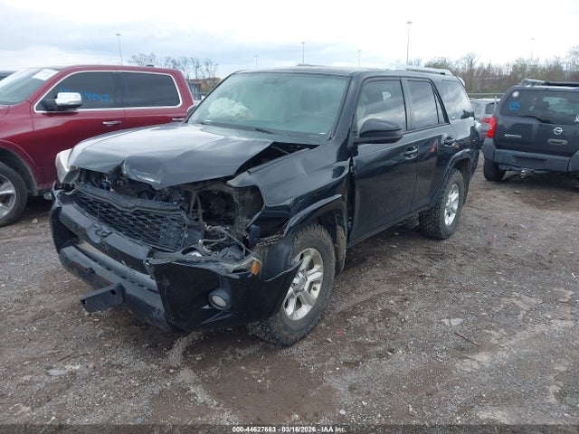 2014 TOYOTA 4RUNNER JTEZU5JR7E5084121 Photo 1