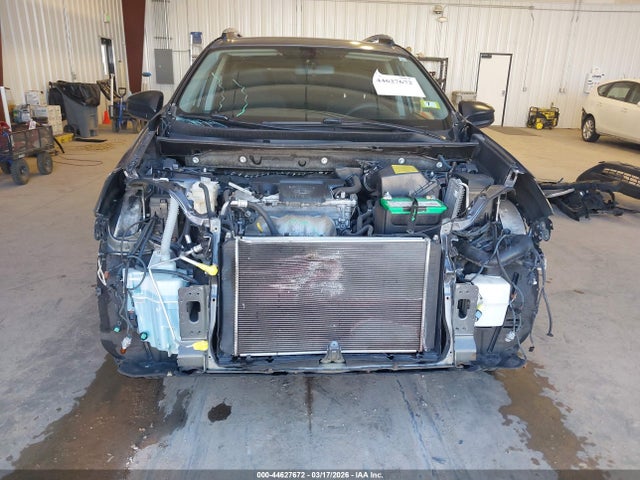 JTMBFREV0ED055709 Toyota RAV4 LE