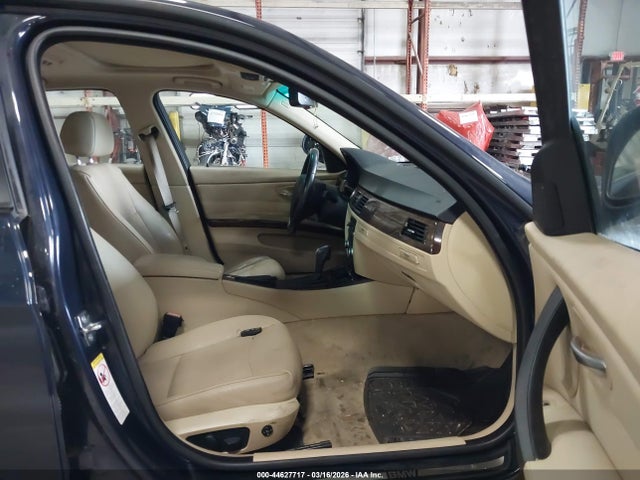 44627717 :رقم المزاد ، WBAPH77529NL83020 vin ، 2009 Bmw 328i مزاد بيع