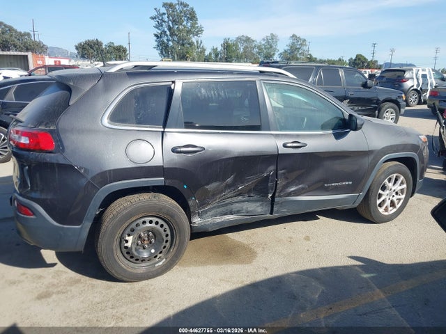 Jeep Cherokee Latitude 2016 1C4PJMCSXGW111131 Image 13