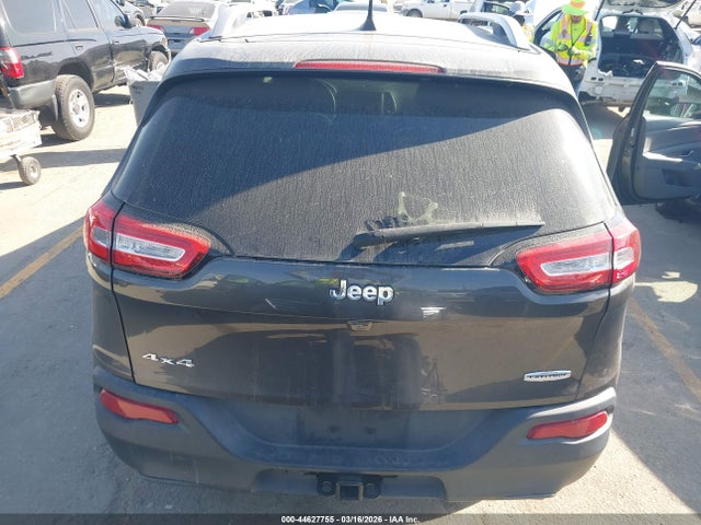 Jeep Cherokee Latitude 2016 1C4PJMCSXGW111131 Image 16
