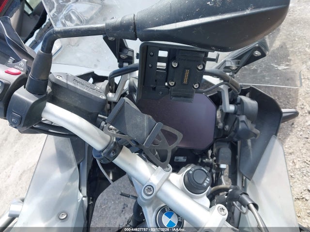 2021 BMW R 1250 WB10M1300M6E33696 Photo 6