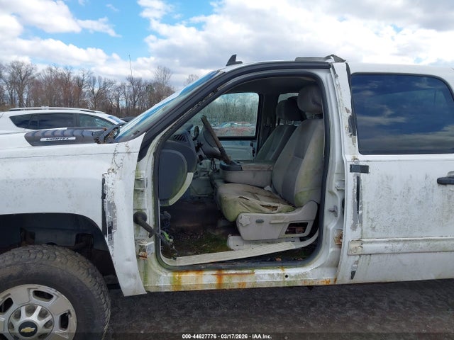 2011 CHEVROLET SILVERADO 2500HD 1GC1KXCG1BF230131 Photo 5