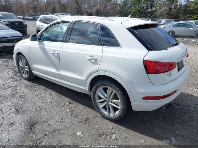 2016 AUDI Q3 WA1EFCFS3GR015316 Photo 2