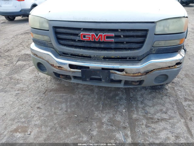 Продаж на аукціоні авто 2004 Gmc Sierra 2500hd, vin: 1GTHC23234F215720, номер лоту: 44627794
