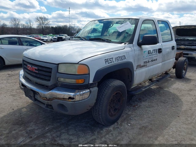 Продаж на аукціоні авто 2004 Gmc Sierra 2500hd, vin: 1GTHC23234F215720, номер лоту: 44627794