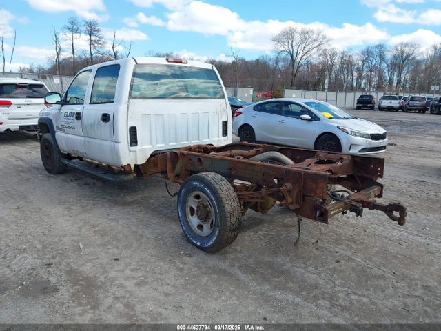 Продаж на аукціоні авто 2004 Gmc Sierra 2500hd, vin: 1GTHC23234F215720, номер лоту: 44627794