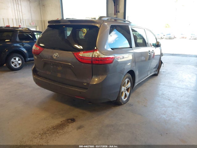 2015 TOYOTA SIENNA 5TDKK3DC4FS586085 Photo 3