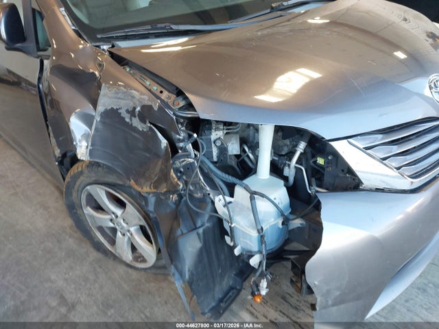 2015 TOYOTA SIENNA 5TDKK3DC4FS586085 Photo 5