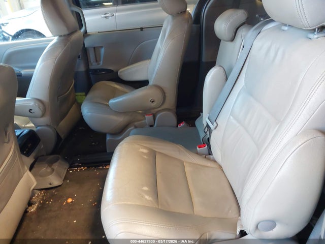 2015 TOYOTA SIENNA 5TDKK3DC4FS586085 Photo 7