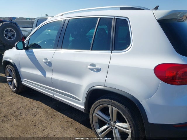 WVGBV3AX0EW111980 Volkswagen Tiguan R-line