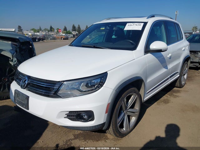 WVGBV3AX0EW111980 Volkswagen Tiguan R-line