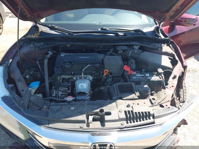 44627831 :رقم المزاد ، 1HGCR2F73HA242338 vin ، 2017 Honda Accord Ex مزاد بيع