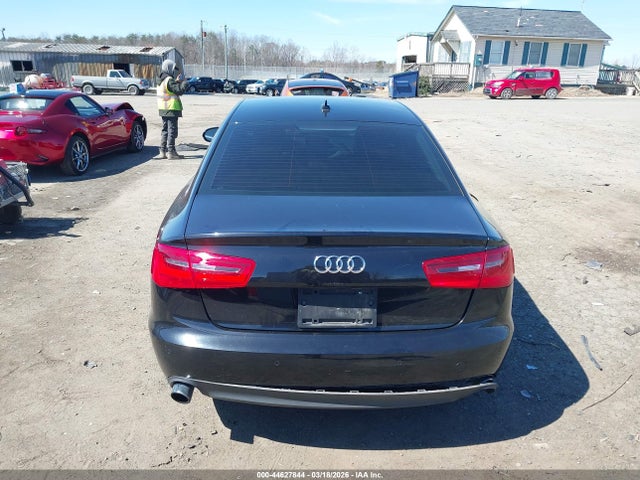 2013 Audi A6 2.0t Premium მანქანა იყიდება აუქციონზე, vin: WAUGFAFC7DN065549, აუქციონის ნომერი: 44627844