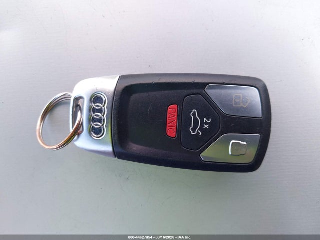 2019 AUDI A4 WAUGMAF46KN006892 Photo 10