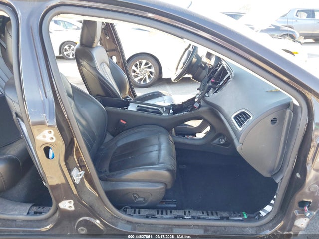 1C3CCCCGXFN583028 Chrysler 200 C