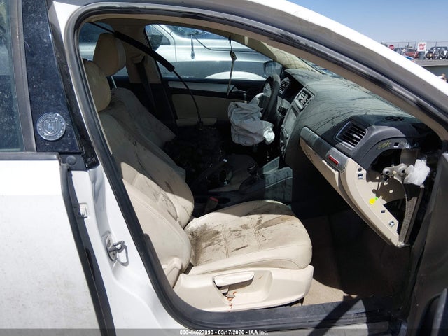 Продажа на аукционе авто 2011 Volkswagen Jetta 2.0l Tdi, vin: 3VW3L7AJ4BM095535, номер лота: 44627890